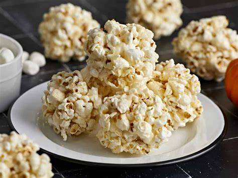 Popcorn-Schokokugeln in Entstehung