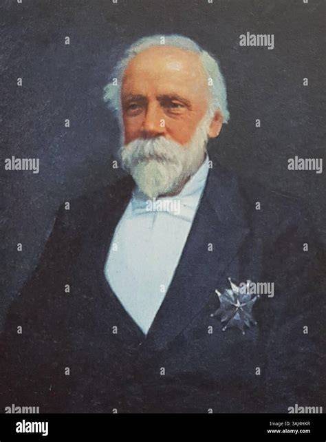 Porträt Georg Bernardini und seine Schokoladenprodukte
