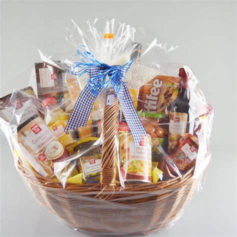 Präsentkörbe und Pralinenschachteln als Geschenk