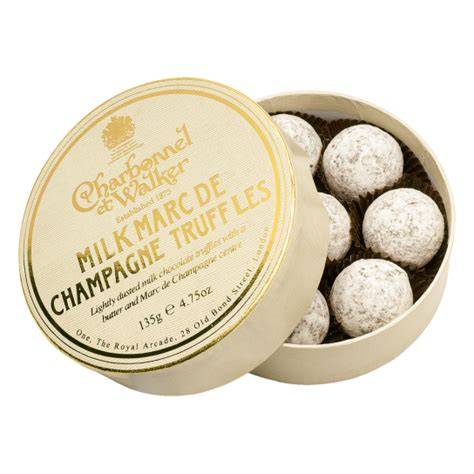 Pralinenauswahl mit Trüffel und Marc de Champagne