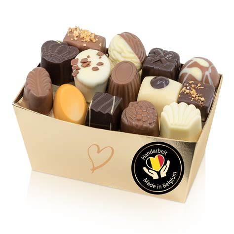 Pralinenmischung, Schokoladenauswahl und klassische Geschenkverpackungen