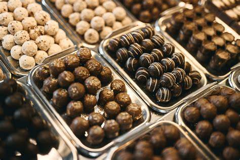 Pralinenvariationen und Schokoladenbonbonniere