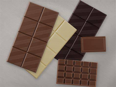 Pralinenvariationen und handgefertigte Tafeln