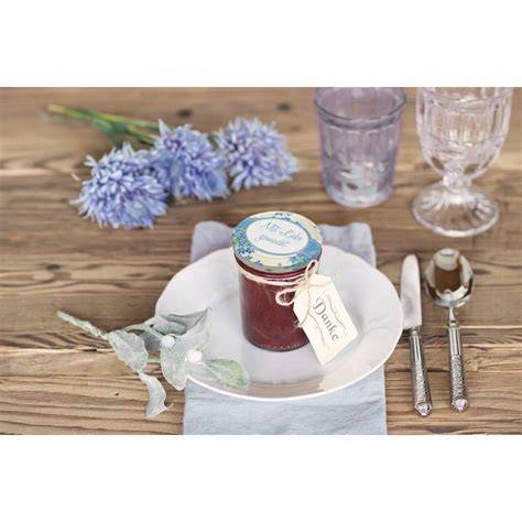 Praxistipp: Dekorative Lavendel-Marmelade im Einmachglas mit Etikett