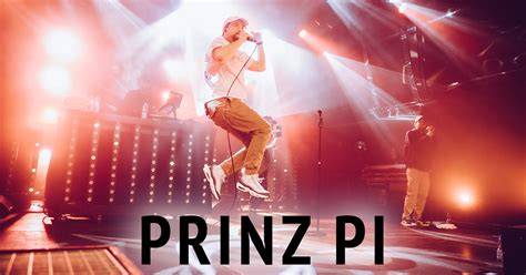 Prinz Pi Liveperformance mit Videoanimationen