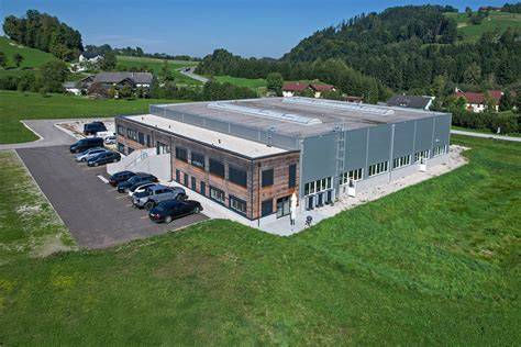 Produktionshalle und Tiefkühllogistik
