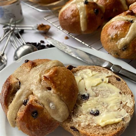 Produktlinie: Sourdough-Schokolade, Pastel-de-Nata-Tafel, Hot-Cross-Buns-Tafel
