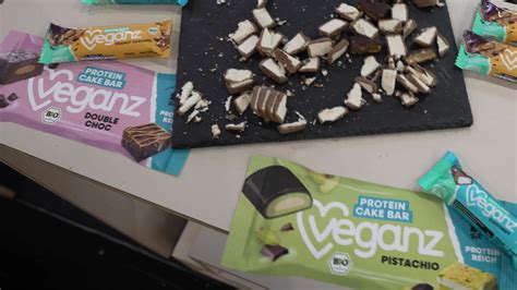 Proteinriegel-Varianten: Vegan und Milchprotein