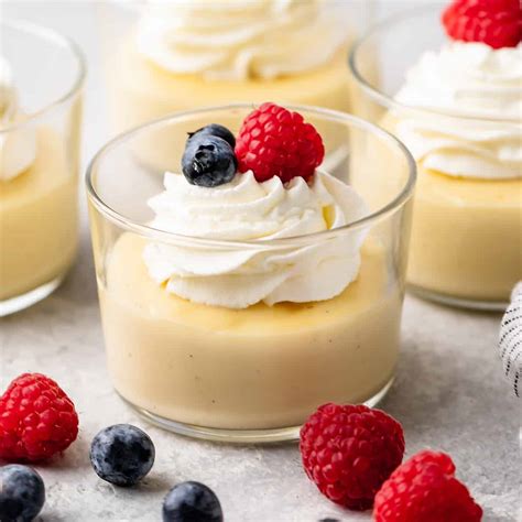 Pudding in hohem mikrowellengeeignetem Gefäß