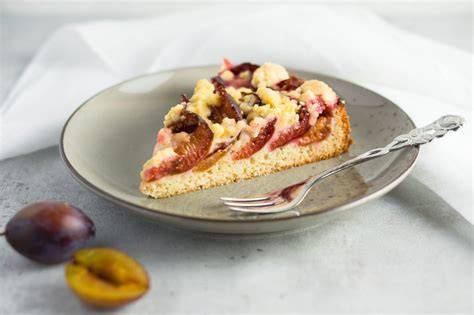 Quark-Öl-Teig, Streusel und Zwetschgen - Zutaten im Überblick