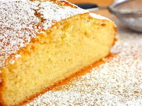 Quark-Rührkuchen aufgeschnittene Scheiben