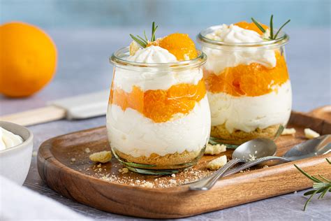Quarkcreme mit Gelatine im Tortenring