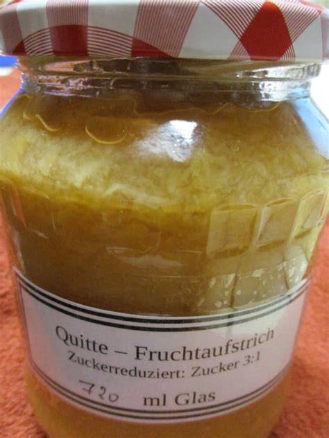 Quittenmus Vorrat im Glas
