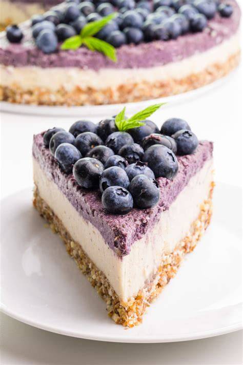 Raw Cheesecake mit Cashew-Creme