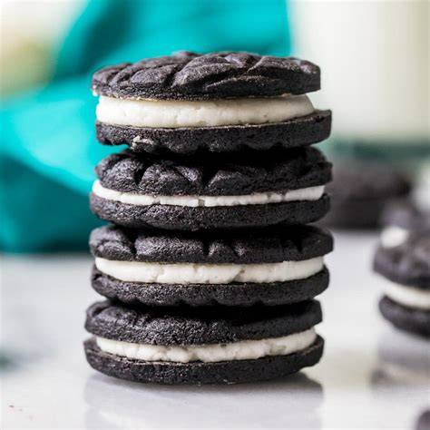 Raw Oreo Cookies mit veganer Creme
