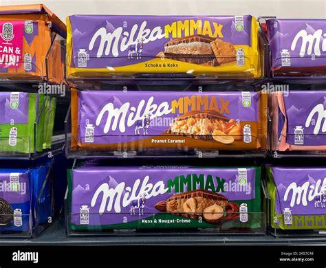Regalansicht: Standard-Milka-Tafeln vs. MMMAX, Fokus auf Geschmacksvielfalt