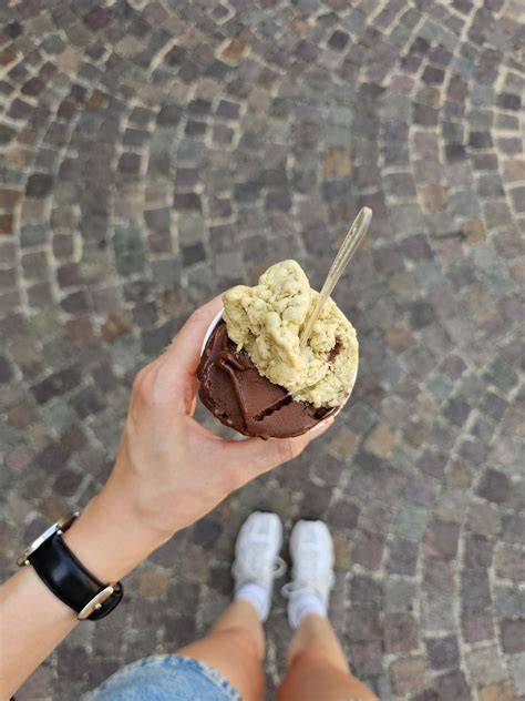 Regionale und vegane Gelato-Varianten in Italien