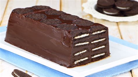 Reiswaffeltorte mit Schokolade und Oreos