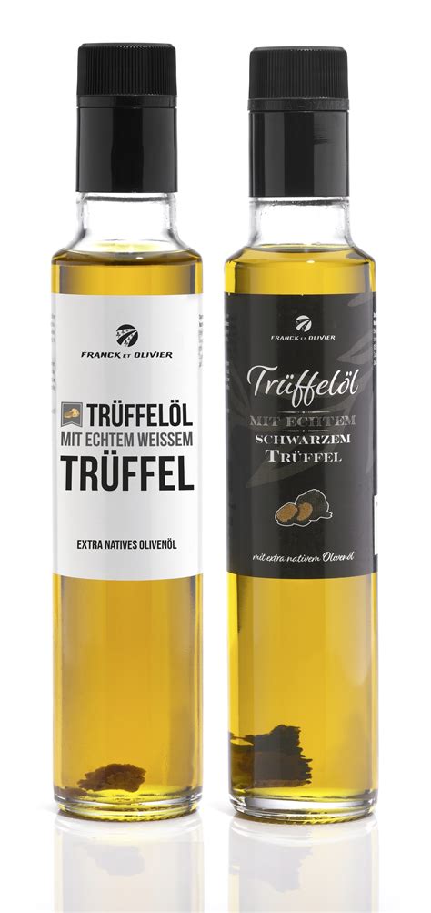 Riechtest: Trüffelöl und frische Trüffel zum Vergleich