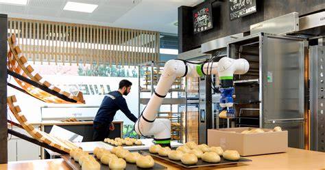 Roboter in der Backstube: Automatisierte Kuchenproduktion