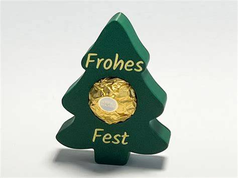 Rocher Weihnachtsbaum aus Pralinen