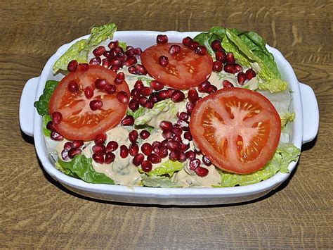 Romana-Salat mit Dressing