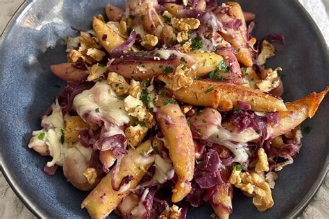 Rotkohl-Schupfnudel-Auflauf mit Lebkuchen