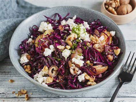 Rotkohlsalat mit Feta