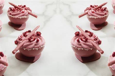 Ruby-Schokolade Dessertkreationen (Mousse, Pralinen, Eis)