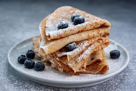 Süße Varianten: Crêpes mit Früchten und Cassonade