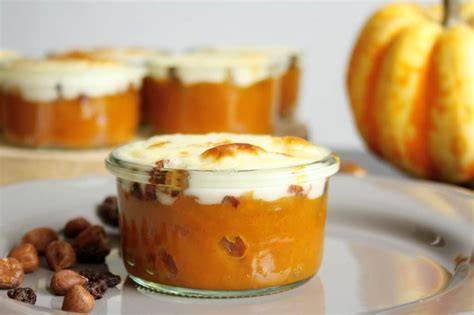 Süßer Kürbisauflauf mit Béchamelsauce