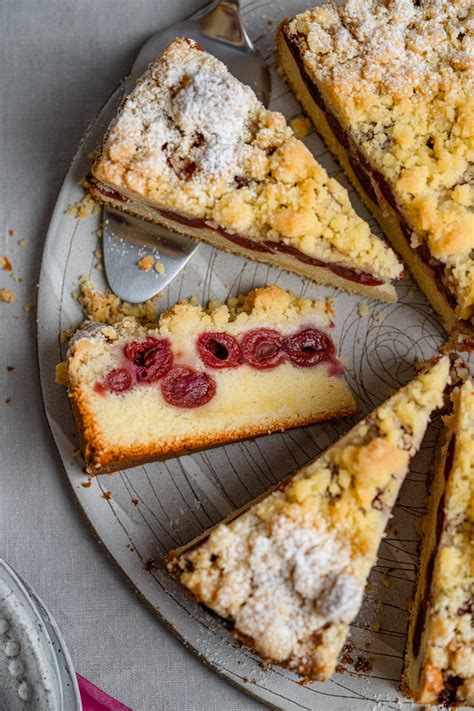 Saftiger Rührkuchen mit Streuseln, Detailaufnahme