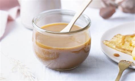 Salzbutter-Karamellcreme in einem Glas