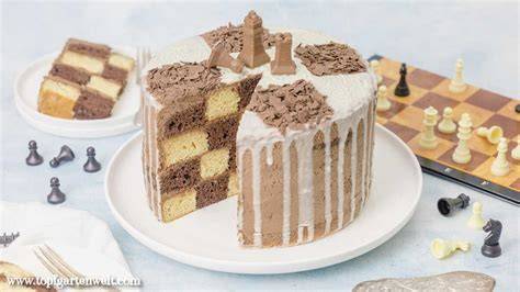 Schachbrett-Torte: Nahaufnahme vom Muster beim Anschnitt