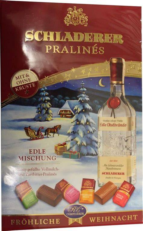 Schachtel mit Schladerer Pralinen Edle Mischung, Nahaufnahme der Pralinen