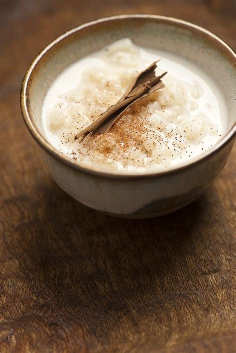 Schale Arroz con Leche mit Zimt bestäubt