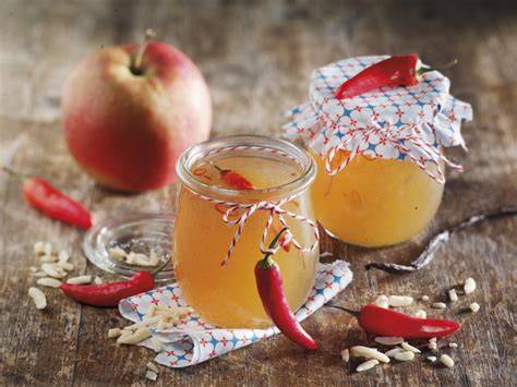 Scharfes Apfel-Chili-Gelee frisch abgefüllt