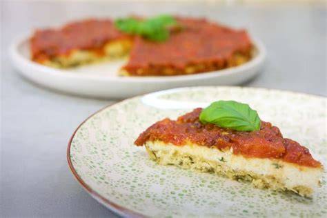 Schema: Herzhafter Schichtkuchen mit Pesto-Oliven-Füllung in Springform