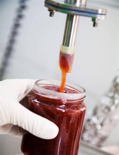 Schema: Steriles Abfüllen von Marmelade in Twist-Off-Gläser