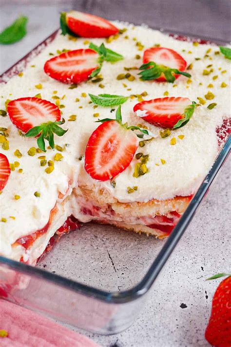 Schichtaufbau Erdbeer-Tiramisu