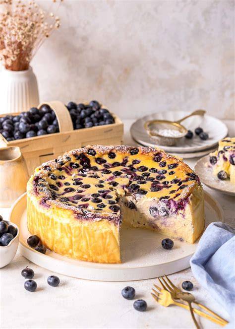 Schichtaufbau der Moospfaff-Torte mit gebundenen Heidelbeeren
