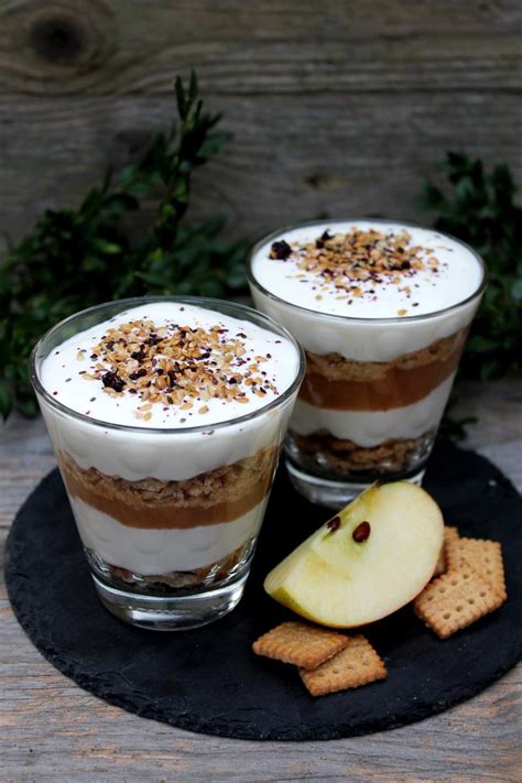 Schichtdessert Lebkuchen Creme mit Apfelmus