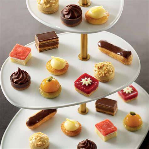 Schichten Petit Fours