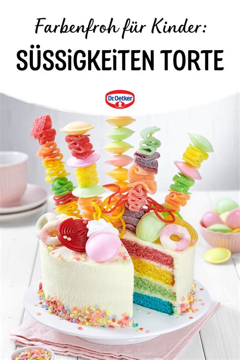 Schichten einer klassischen Kindertorte