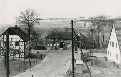 Schmidt-Fabrik in den 1950er und 1960er Jahren, Mitarbeitertransport mit Werksbus