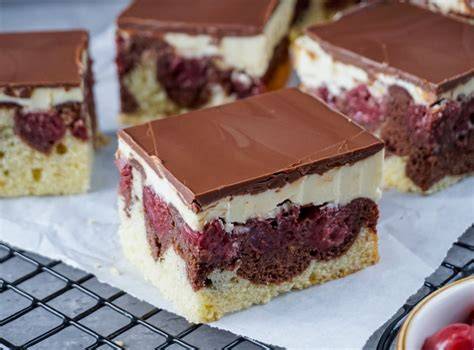 Schneewittchenkuchen Zutaten und Schichtung