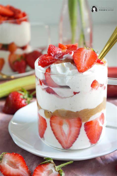 Schnelles Erdbeer-Quark-Dessert