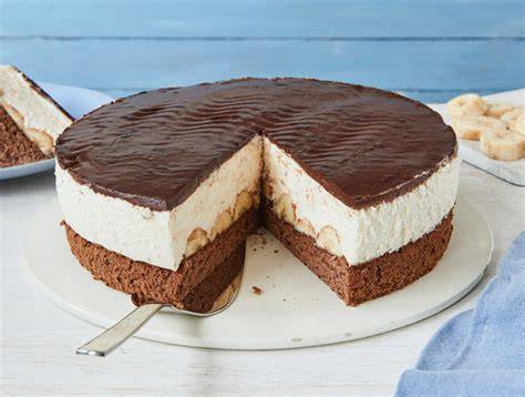 Schoko Bananen Torte ohne Backen - Serviervorschlag