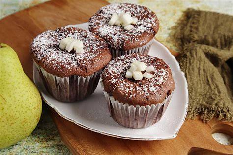 Schoko Birnen Muffins im Soufflé-Stil