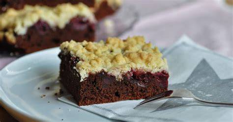 Schoko Kirsch Streuselkuchen frisch gebacken